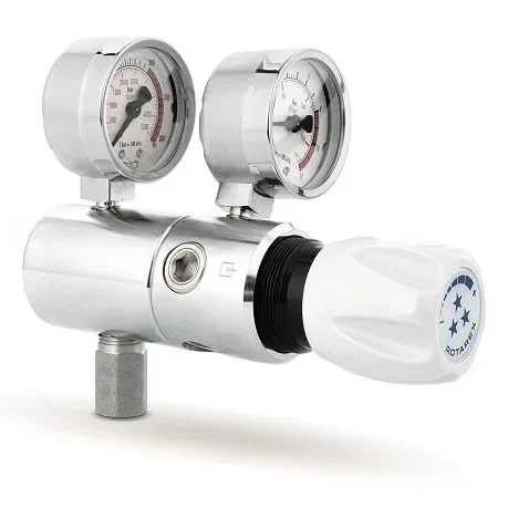 Piston/Bellow dual stage high pressure regulator - D230 — manufacturer product image